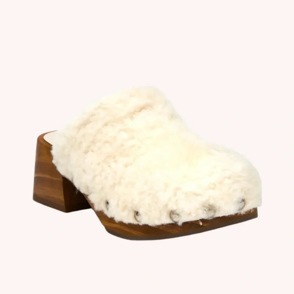 NIB Matisse Women's Stockholm Shearling And Wooden Heeled Clogs In Ivory